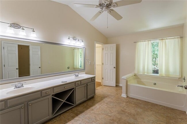 Building Photo - 10175 Barston Ct