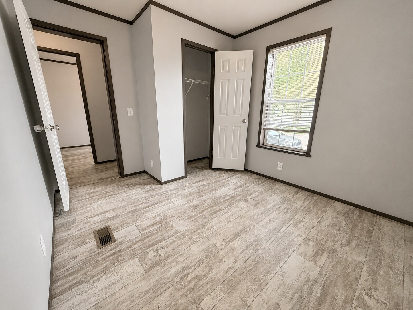 Building Photo - 11791 Cascade Cir