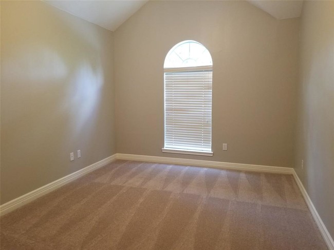 Building Photo - 6323 Sampras Ace Ct