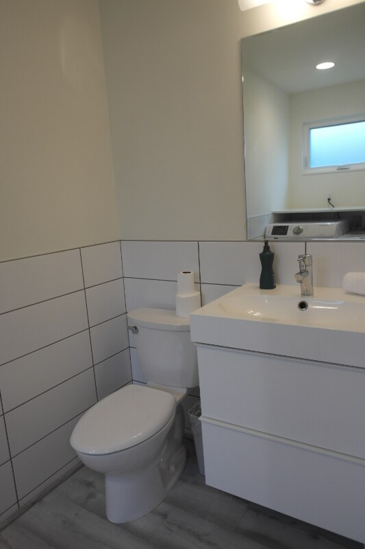 Building Photo - 1605 South Main St