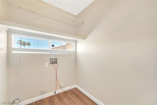 Building Photo - 966 Pack Saddle Ct
