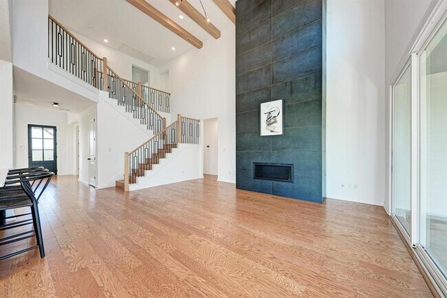 Building Photo - 156 Verdejo Dr