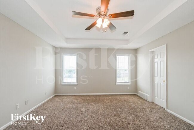 Building Photo - 7339 Confederate Cir E