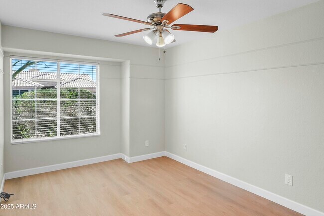 Building Photo - 6920 W Via Montoya Dr