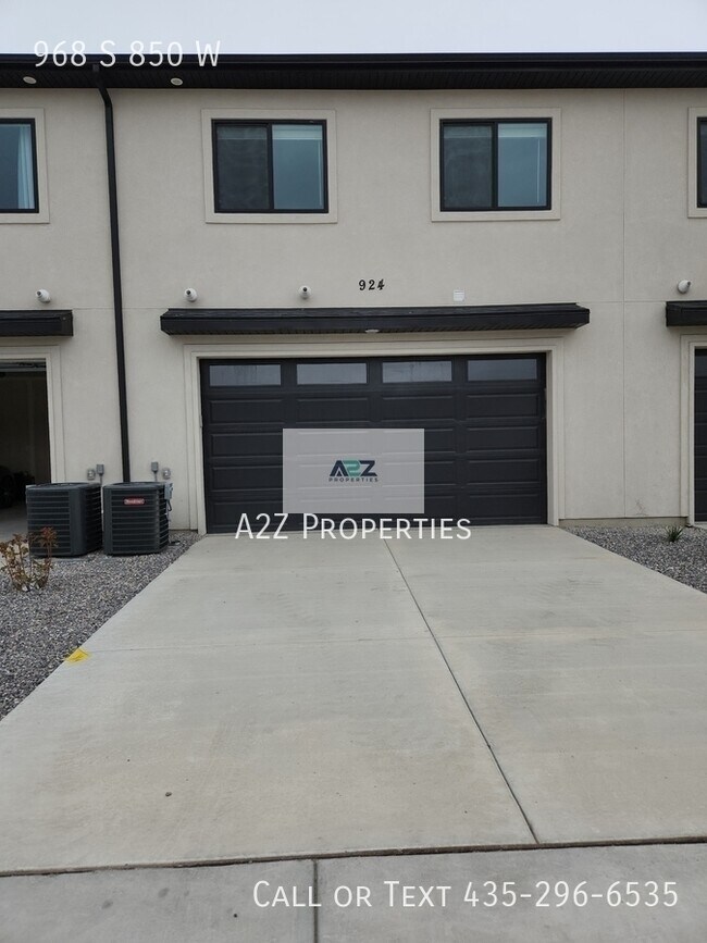 Building Photo - 968 S 850 W