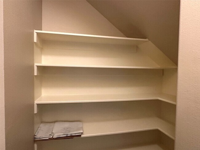 Building Photo - 11846 Ramla Place Trail