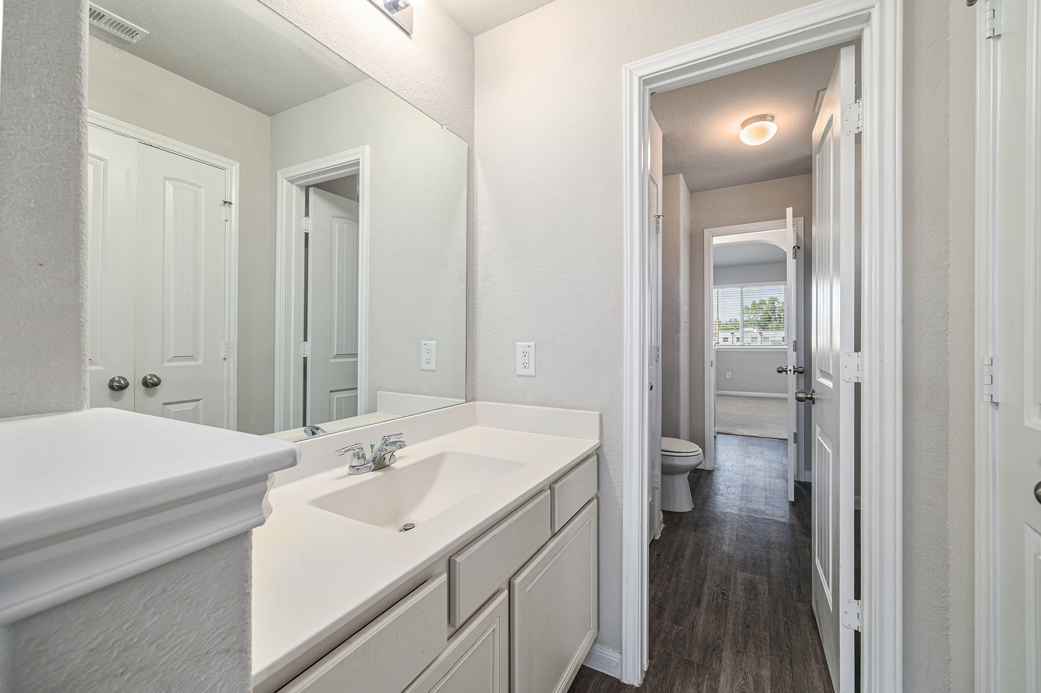 Building Photo - 7431 Merrylands Dr