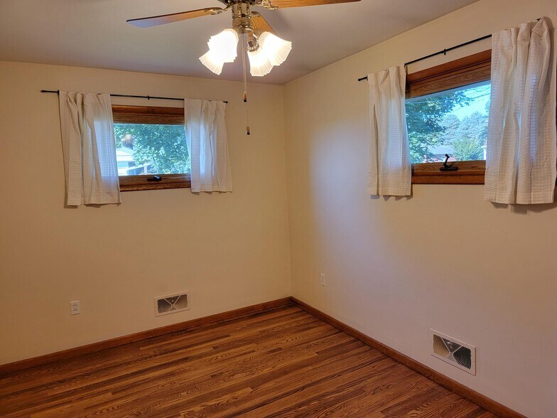 Building Photo - 75 Bimini Dr
