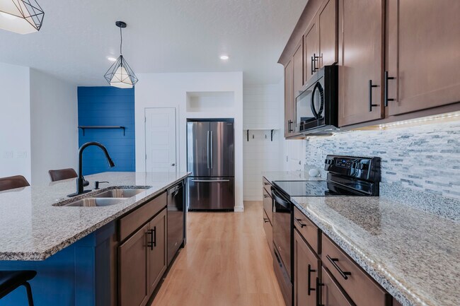 Building Photo - 216 E Allegheny Pl