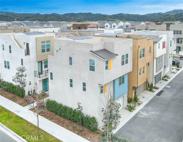 Building Photo - 6 Crown Point Dr