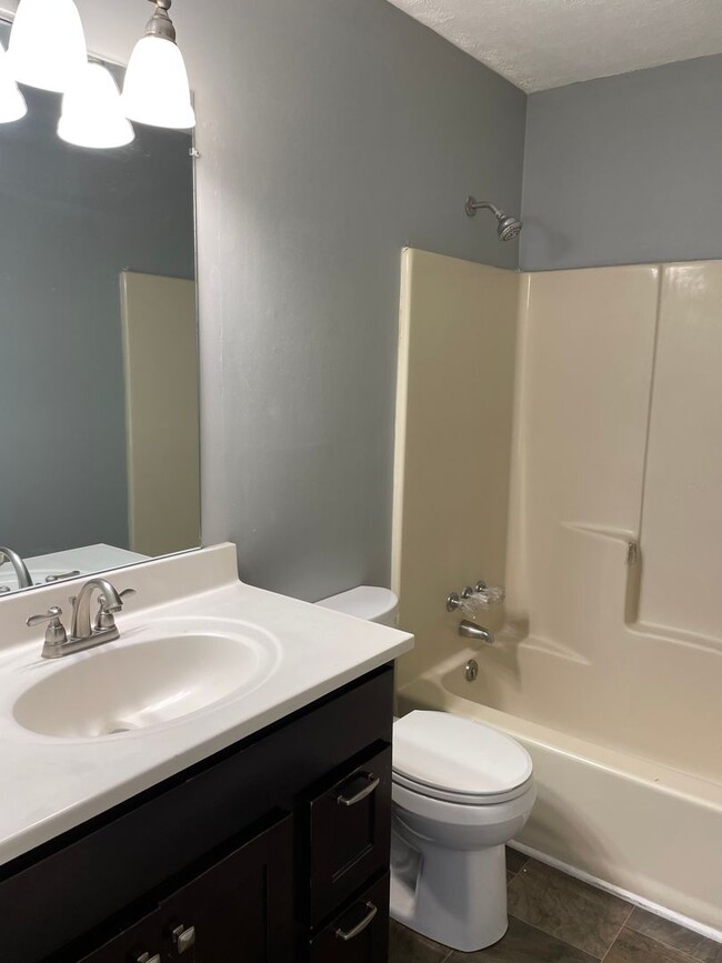 Building Photo - 211 Atlantis Way