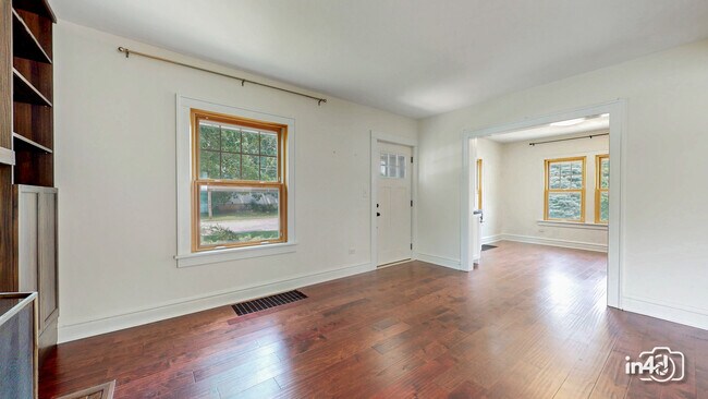Building Photo - 1492 S Jefferson St