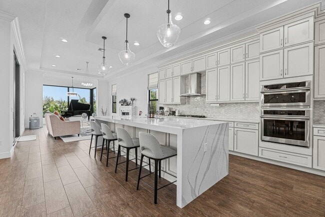 Building Photo - 13026 Artisan Cir