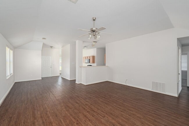 Building Photo - 1329 Missouri St