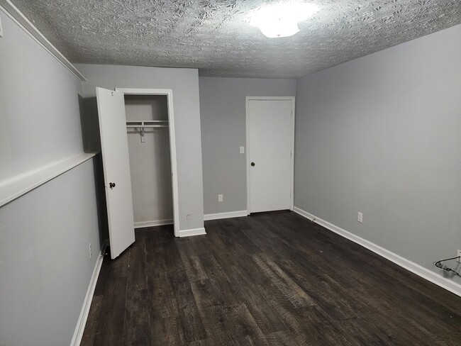 Building Photo - Beautiful 4 bed 3 bath home located in Acworth