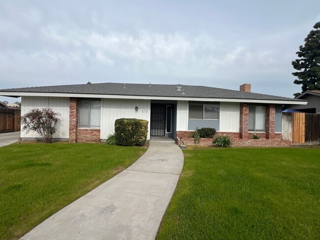 Building Photo - 7mct4712