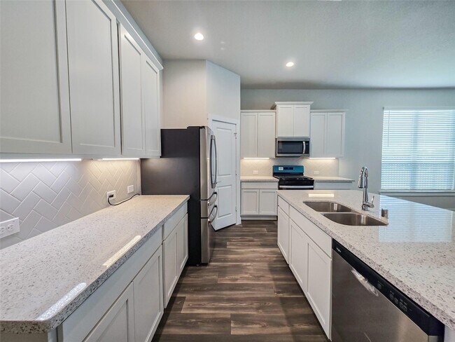 Building Photo - 3068 Sunmoon Ln