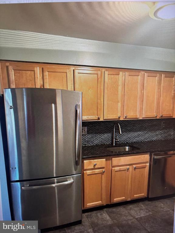 Primary Photo - 50301 Delaire Landing Rd