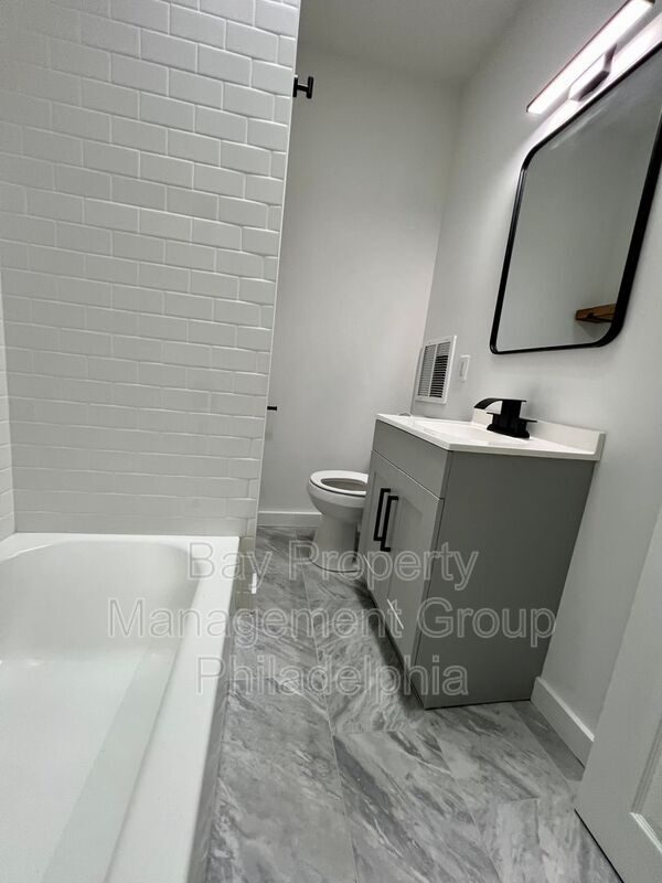 Building Photo - 1917 S Cecil St