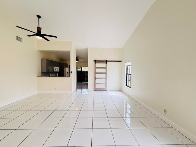 Building Photo - 9856 Watermill Cir