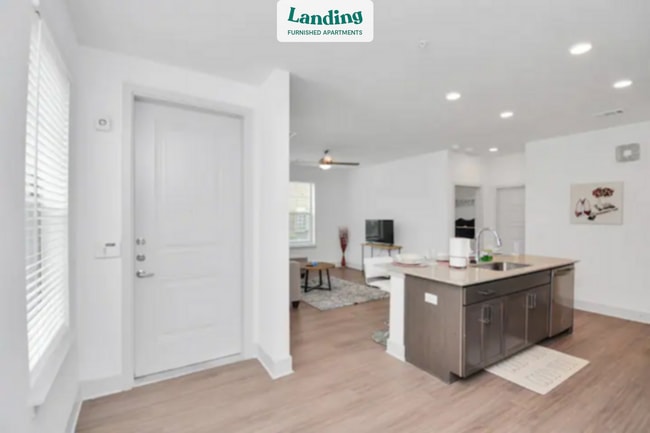 Primary Photo - 698 Basilica Bay Dr