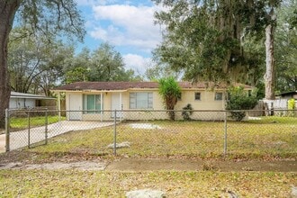 Building Photo - 385 Dunwoodie Rd