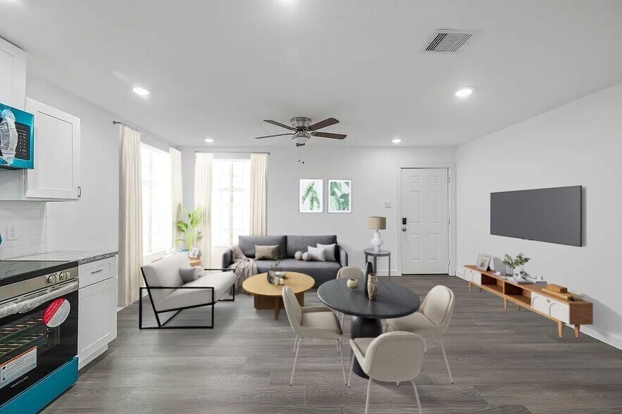 Building Photo - 8011 Caddo Rd