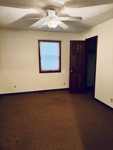 Building Photo - 2913 Missouri St