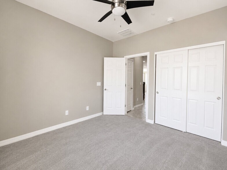 Building Photo - 3693 E Rakestraw Ln