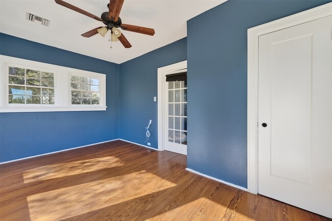 Building Photo - 3410 Austin St