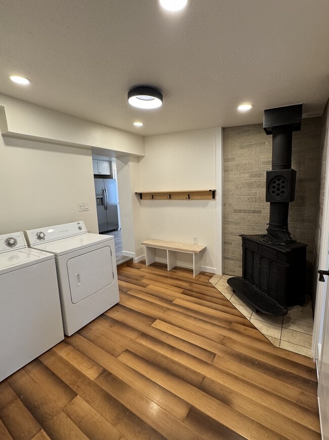 Building Photo - 359 S 320 W