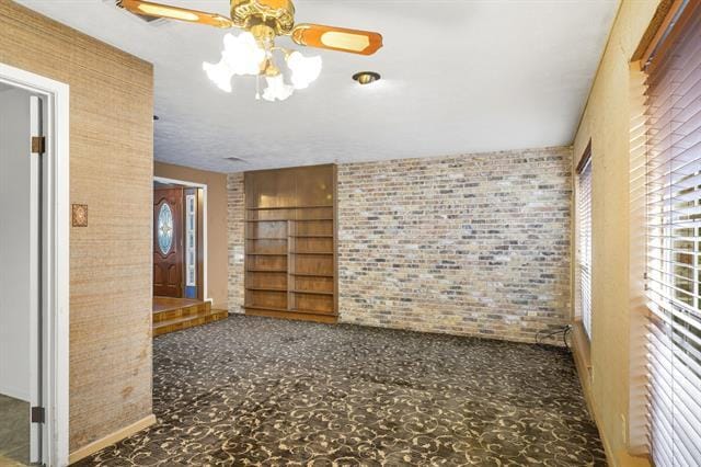 Building Photo - 2942 Forest Hills Ln