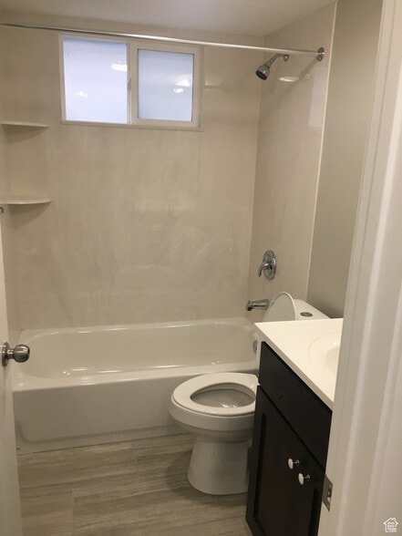 Building Photo - 378 E Center St