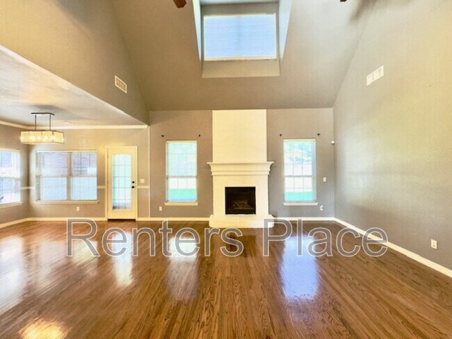 Building Photo - 5006 S 164th E Ave