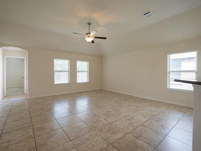 Building Photo - 238 Travertine Trail
