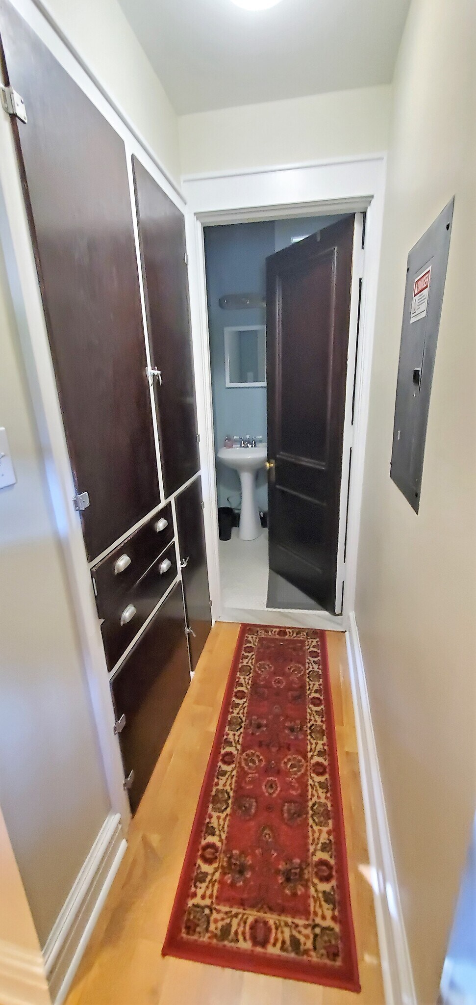 Hallway - 520 Madison Ave