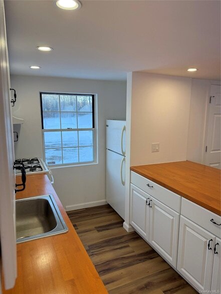 Building Photo - 19 Quartz Ln