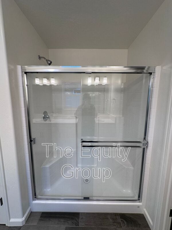 Building Photo - 30536 Delancy Rd