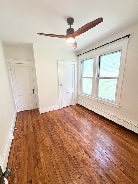 Building Photo - 629 Chislett St