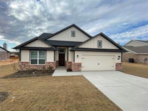 Primary Photo - 801 Porcupine Dr