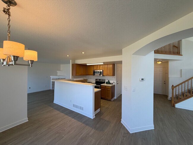 Building Photo - Stunning 4-Bed 3.5-Bath Home with Finished Entertainment Basement