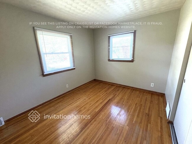 Building Photo - 4616 Rhode Island Ave N