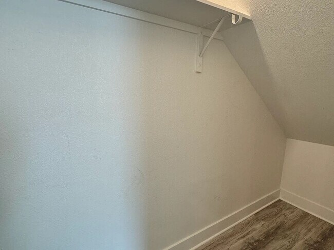 Building Photo - Modern Farmhouse montopolis