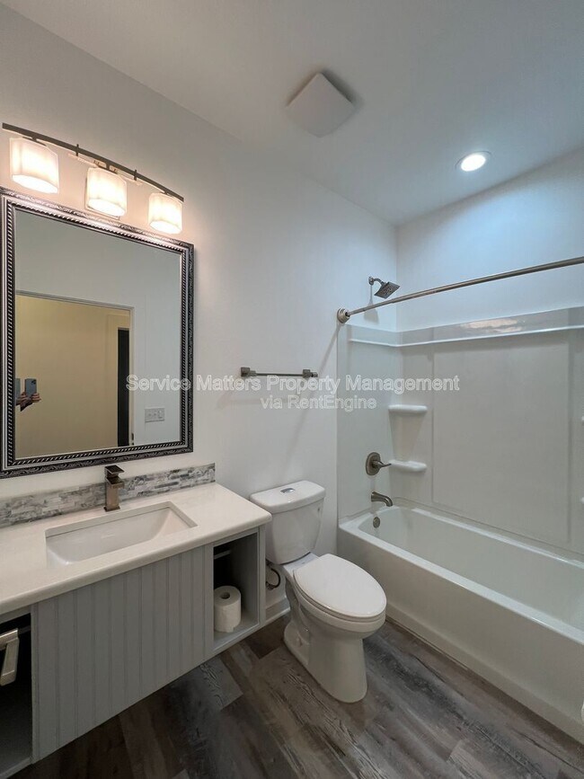 Building Photo - 6150 Franklin St