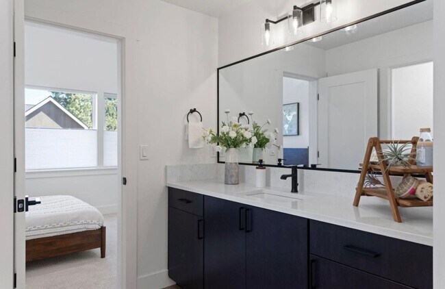 Building Photo - Gorgeous BRAND NEW 3-Bdr/2.5-bath with Loft in beautiful Sunset Meadows! -Sisters, Oregon