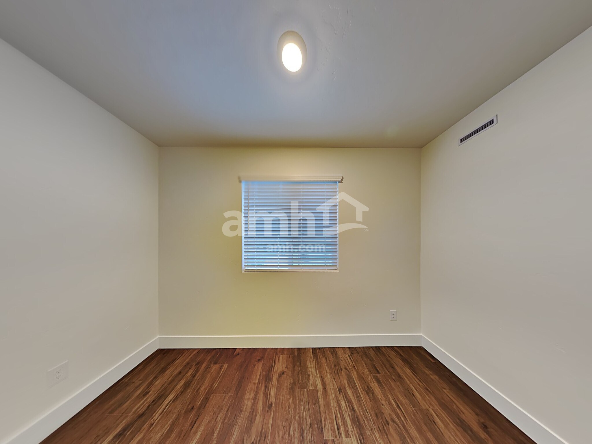 Building Photo - 7626 Brenden St SW