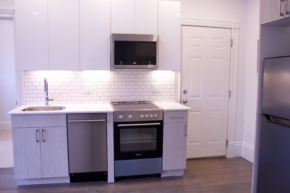 Building Photo - 225 Newbury St