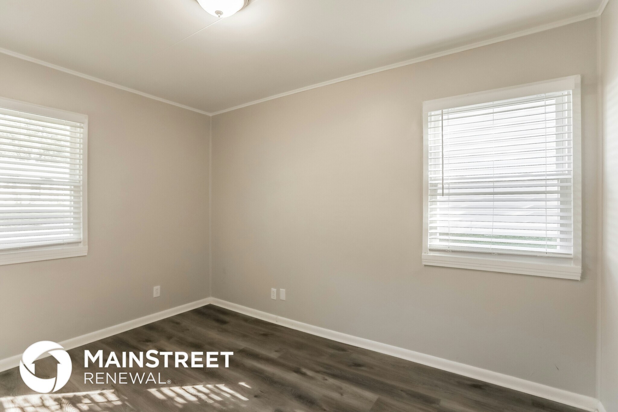 Building Photo - 2307 NE 59th St