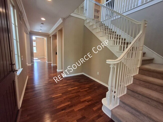 Building Photo - 27046 Maple Tree Ct