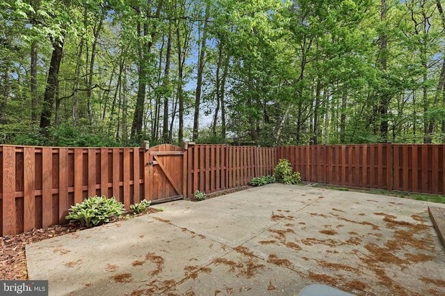 Building Photo - 7381 Jiri Woods Ct